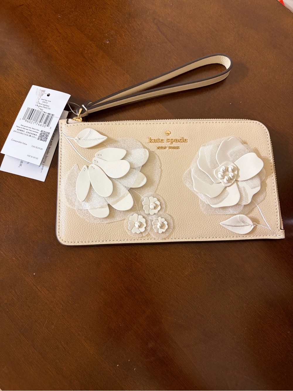 kate spade Lucy Floral Wristlet in Milk Glass Multi